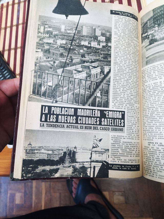 Libro del periódico español antiguo año58
