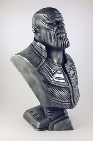 🧤🟣 Busto de Thanos 🟣🧤