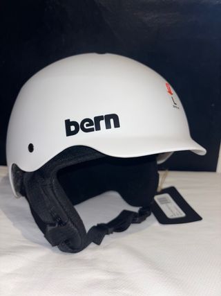 Casco Bern Watts  Nuevo Talla L