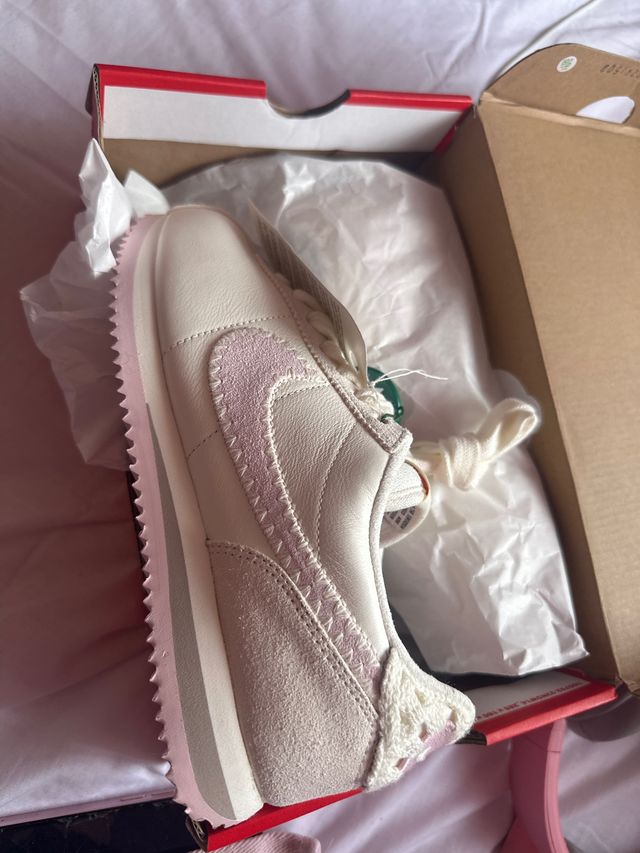 Nike Cortez San valentin