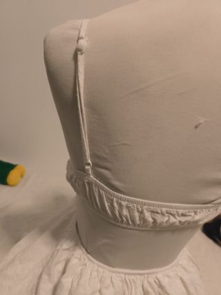 Falda con top unidos blanca un solo uso