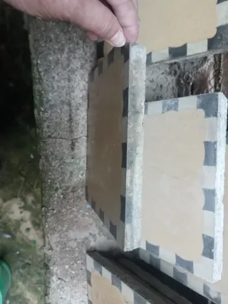 Baldosa hidráulica antigua