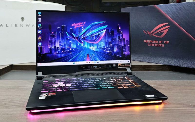💻 ASUS ROG Strix G15 Advantage Edition G513QY afbeelding 2