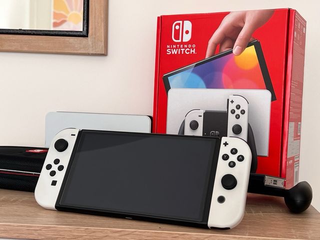 Nintendo Switch OLED