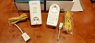 CONJUNTO 2 PLC ETHERNET MOVISTAR. COMPLETO.