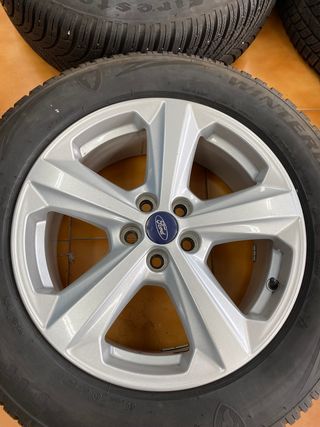 CONJUNTO DE LLANTAS Y NEUMÁTICOS FORD EN 18"