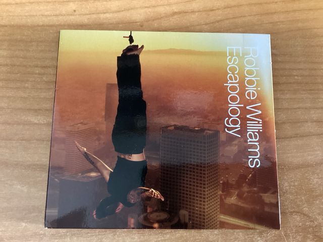 ROBBIE WILLIAMS. ESCAPOLOGY. CD/DVD