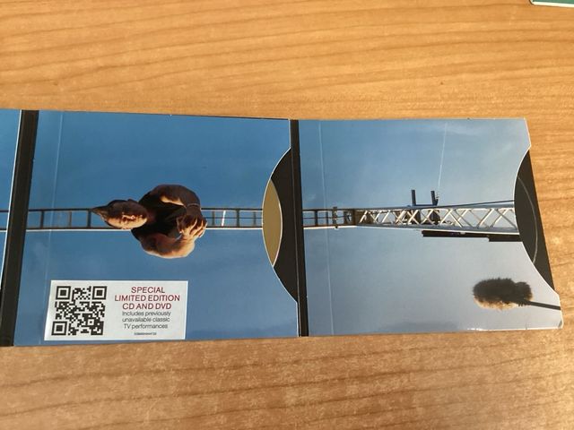 ROBBIE WILLIAMS. ESCAPOLOGY. CD/DVD