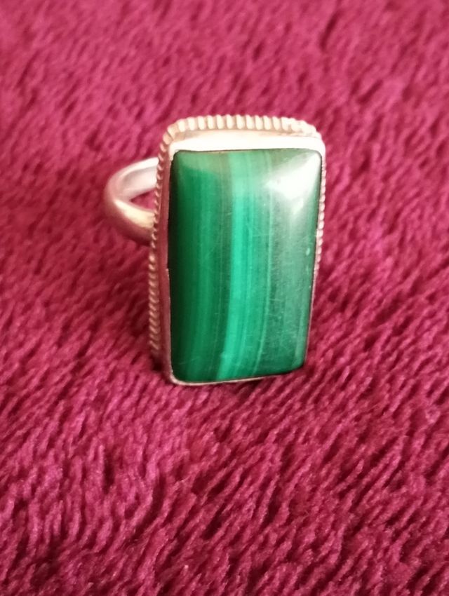 Anillo malaquita y plata ley