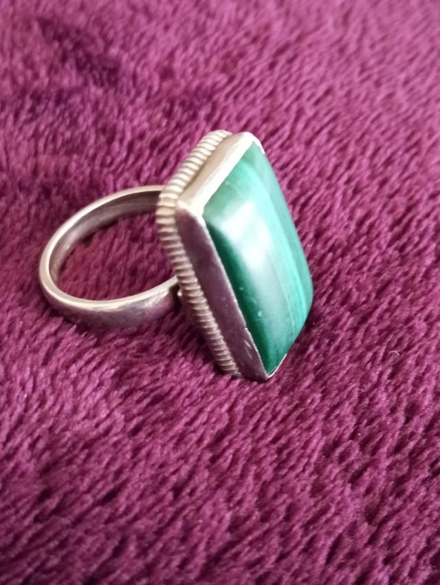 Anillo malaquita y plata ley