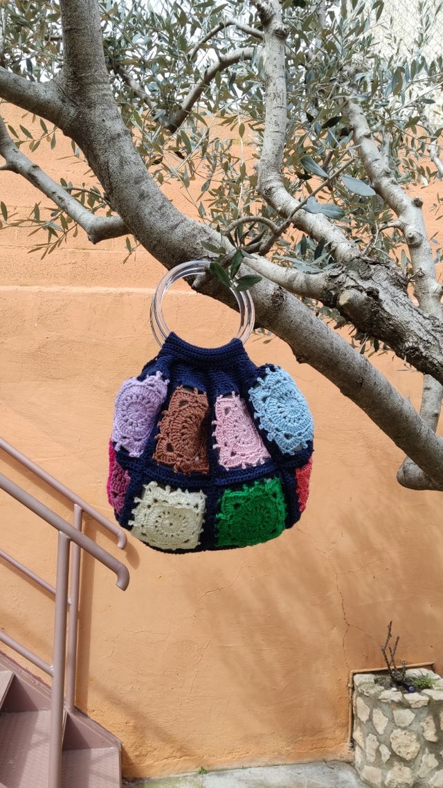 Bolso  a crochet hecho a mano