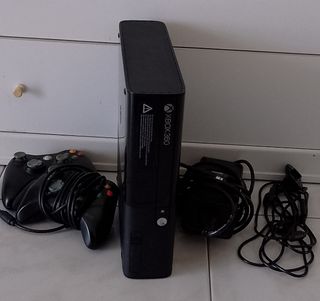 Xbox 360 + 2 joystick