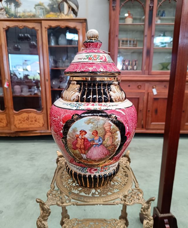 Jarrón de cerámica Fragonard