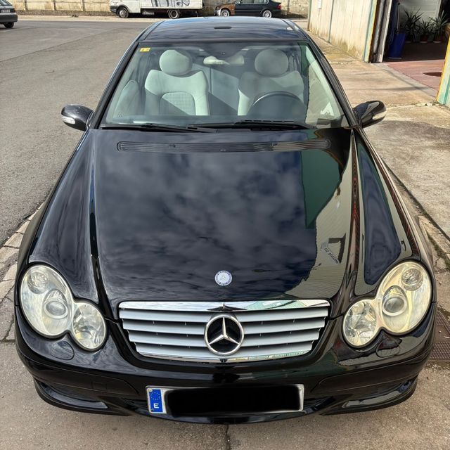 Mercedes-Benz C 220 D Sportcoupe 2005