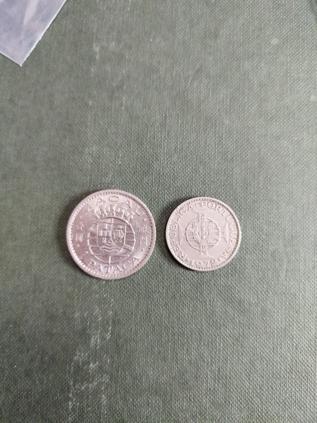 2 monedas de Macao