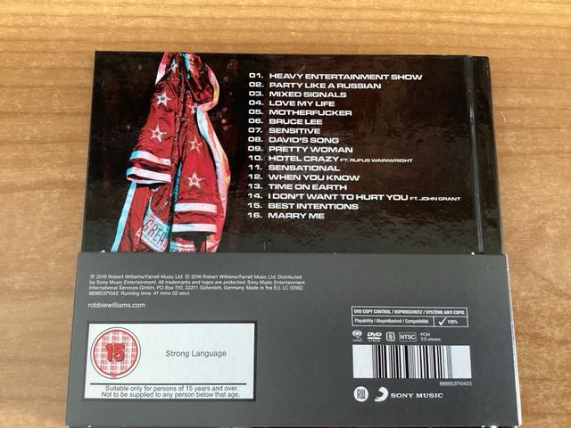 ROBBIE WILLIAMS. HEAVY ENTERTAINMENT SHOW. CD/DVD