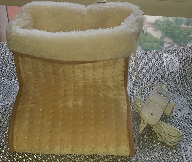 Calienta pies desenfundable.