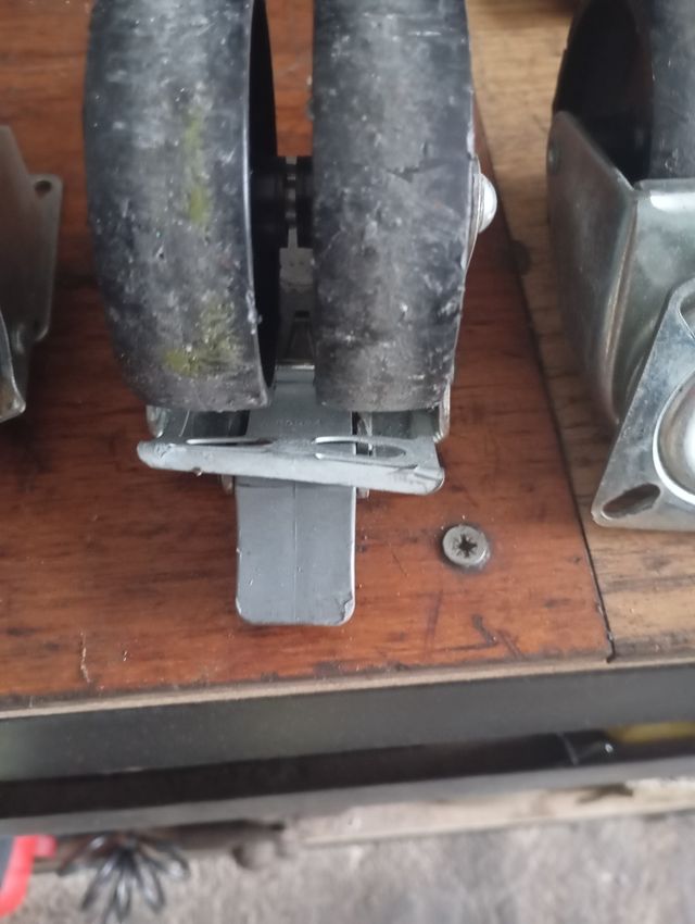 Vendo 4 ruedas para plataforma