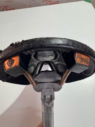 Sillín bici vintage Regal Girardi