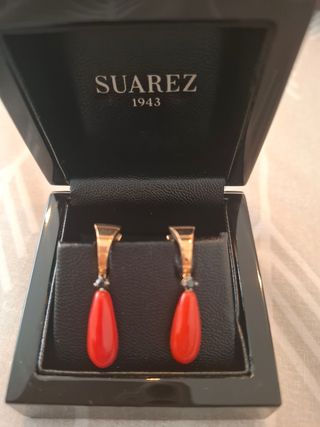 Pendientes Oro rosa y Coral joyería Suárez