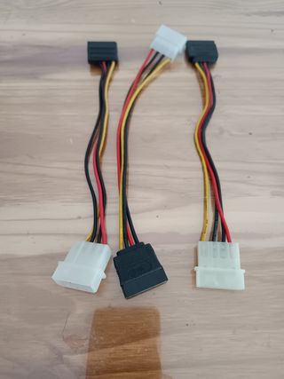 Pack 3 Cables de Molex a SATA