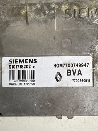 Centralita motor Renault R19 ref: 7700749947