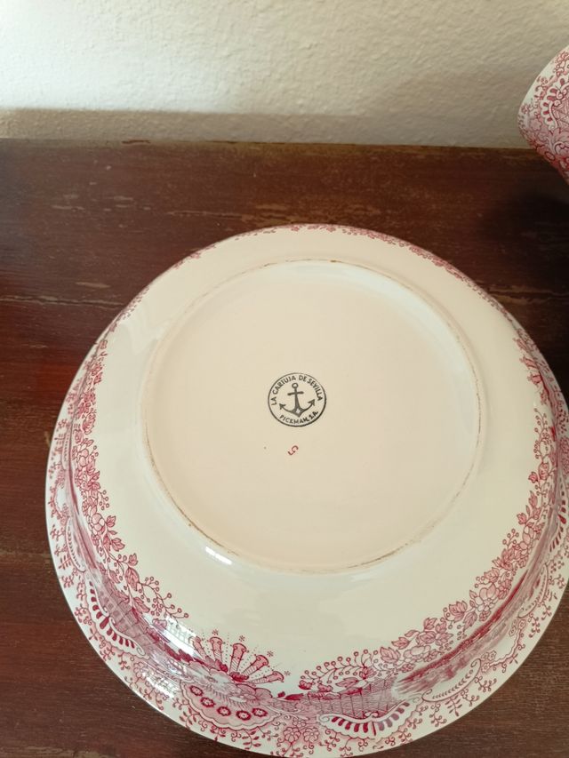 Jarra y palangana de la Cartuja de Sevil