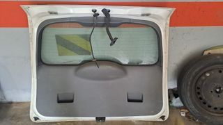 Porton trasero ford focus 