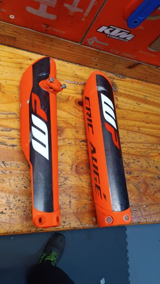 Cubre horquillas KTM wp