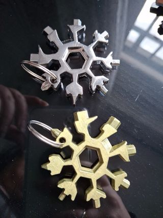 Lote herramientas multiusos, llaveros