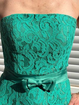 Vestido de invitada de encaje largo