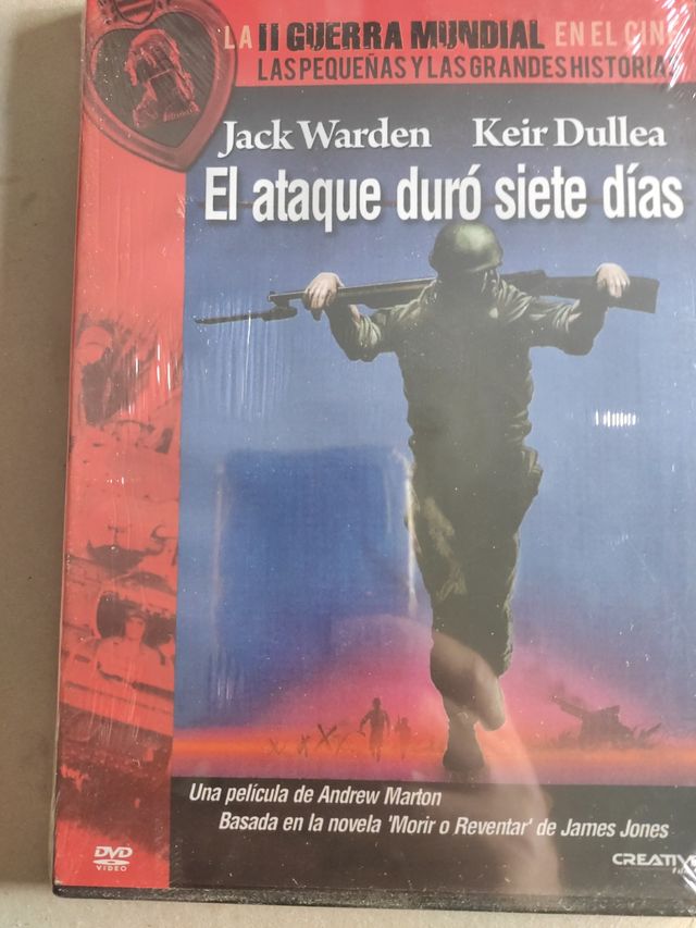 Cine belico en DVD a 3 cada uno