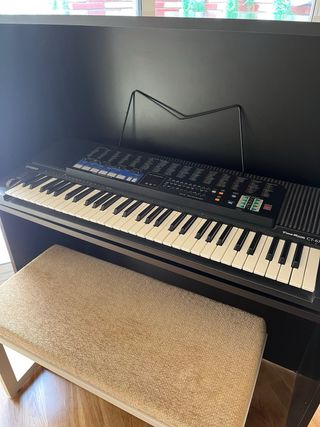 Conjunto órgano, banco y mueble a medida