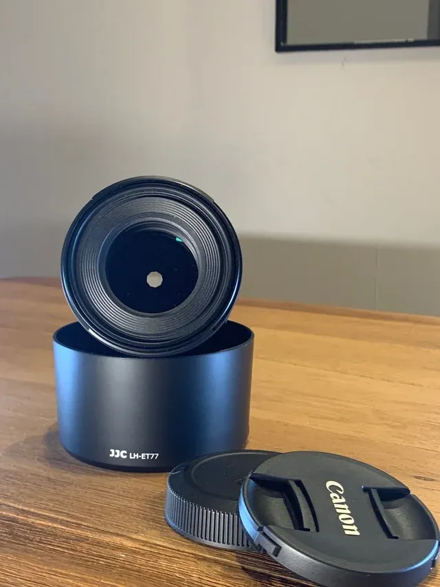  Canon RF 85mm f2 IS STM MACRO