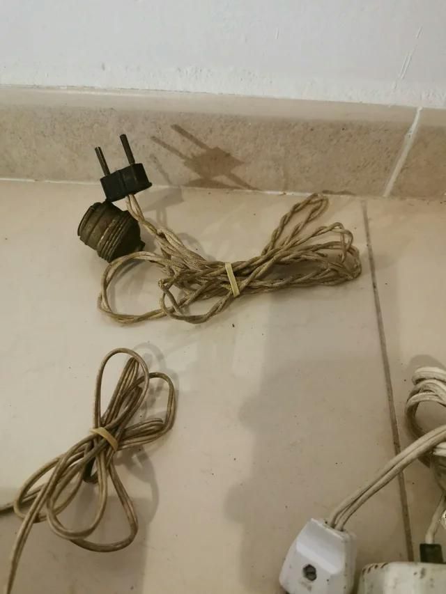 antiguo voltímetro +tranformador 220/125V