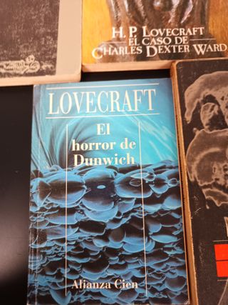 Lote 8 libros terror cósmico de H.P.Lovecraft