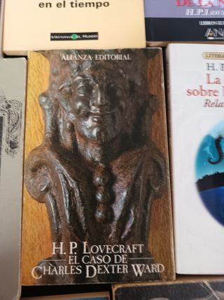 Lote 8 libros terror cósmico de H.P.Lovecraft