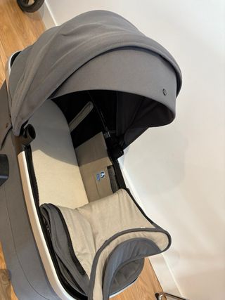 Carrito + capazo Joolz Hub + con chasis nuevo