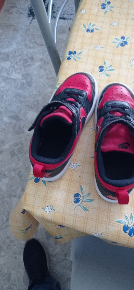 Lote calzado niños.lote de cinco