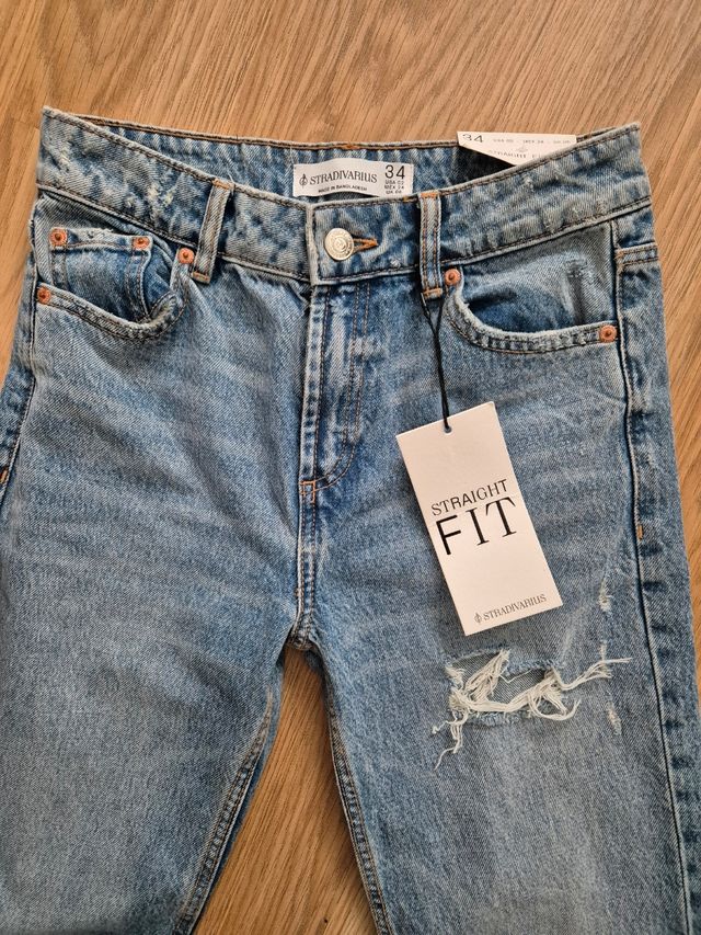 Vaqueros mujer Stradivarius nuevos