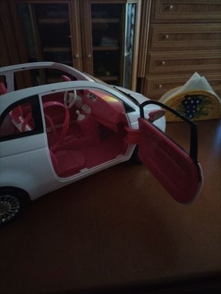 Coche blanco de Barbie