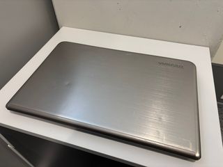 Toshiba Satellite P70 i7 piezas