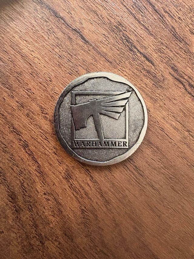 Moneda n 500 white dwarf