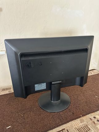 Monitor LG Flatron W2234S