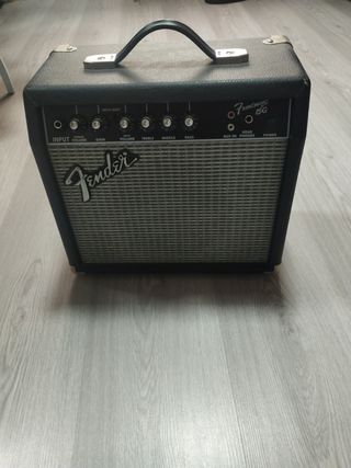 Guitarra eléctrica Ibáñez completa