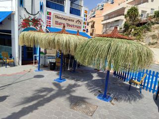 Sombrillas de carril verzo mimbre