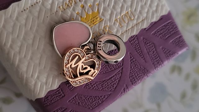 Charm plata corazón mamá