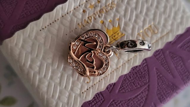 Charm plata corazón mamá