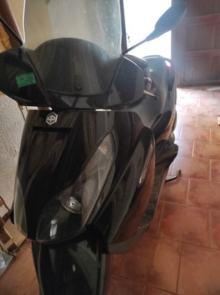Piaggio x7