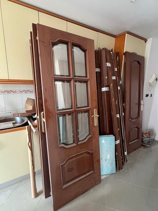 Puertas de madera de sapelly